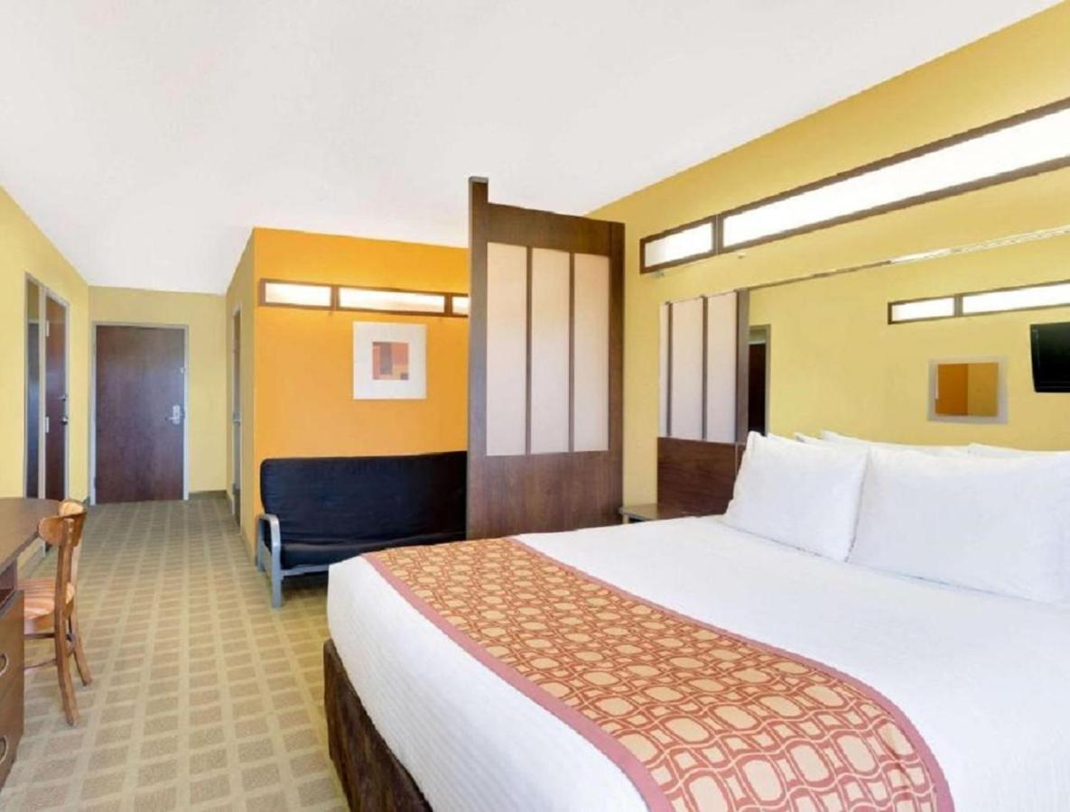 Microtel Inn & Suites By Wyndham Princeton Exteriér fotografie