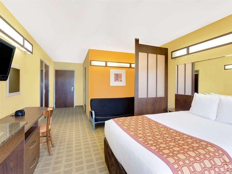 Microtel Inn & Suites By Wyndham Princeton Exteriér fotografie