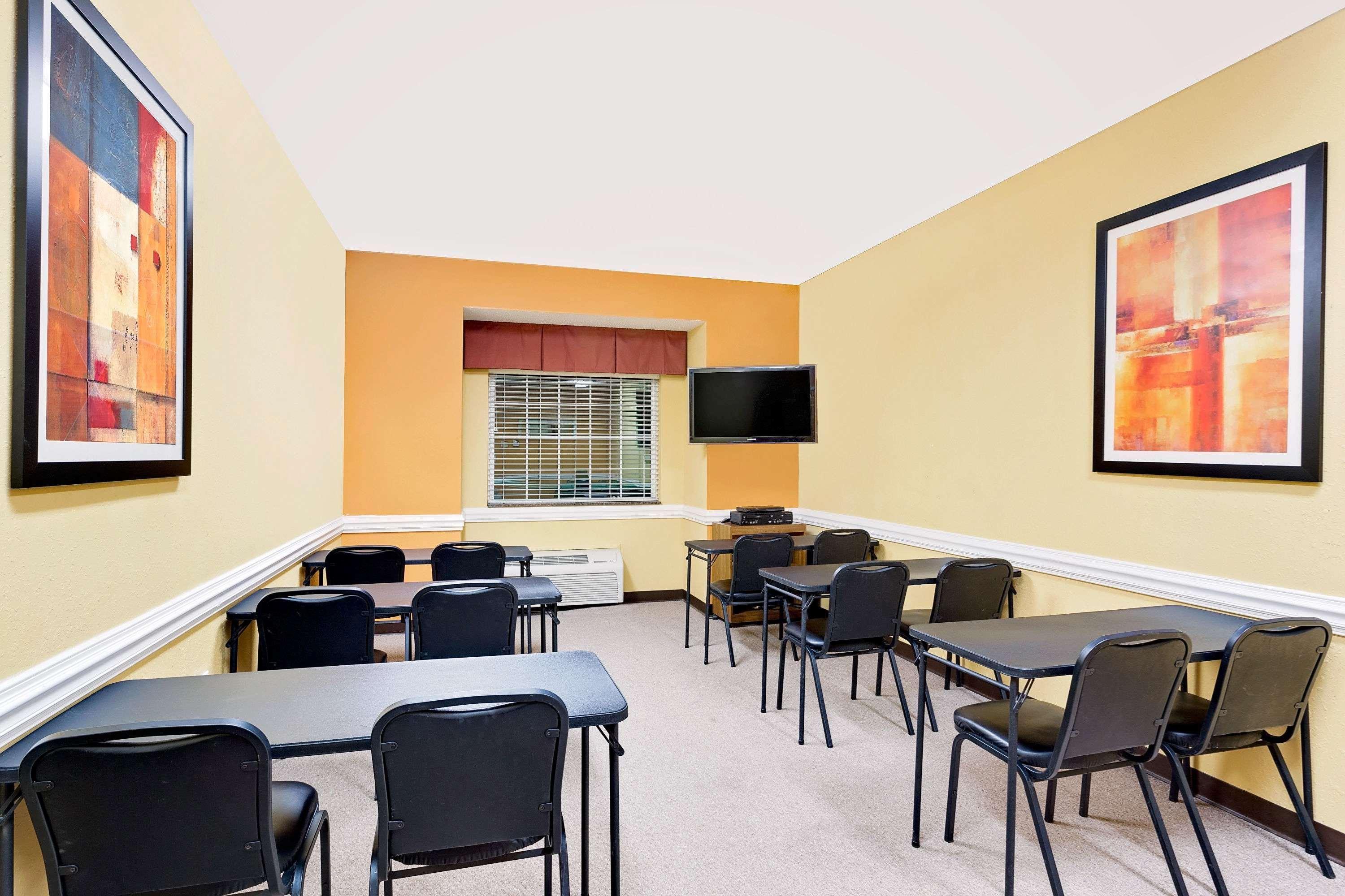 Microtel Inn & Suites By Wyndham Princeton Exteriér fotografie