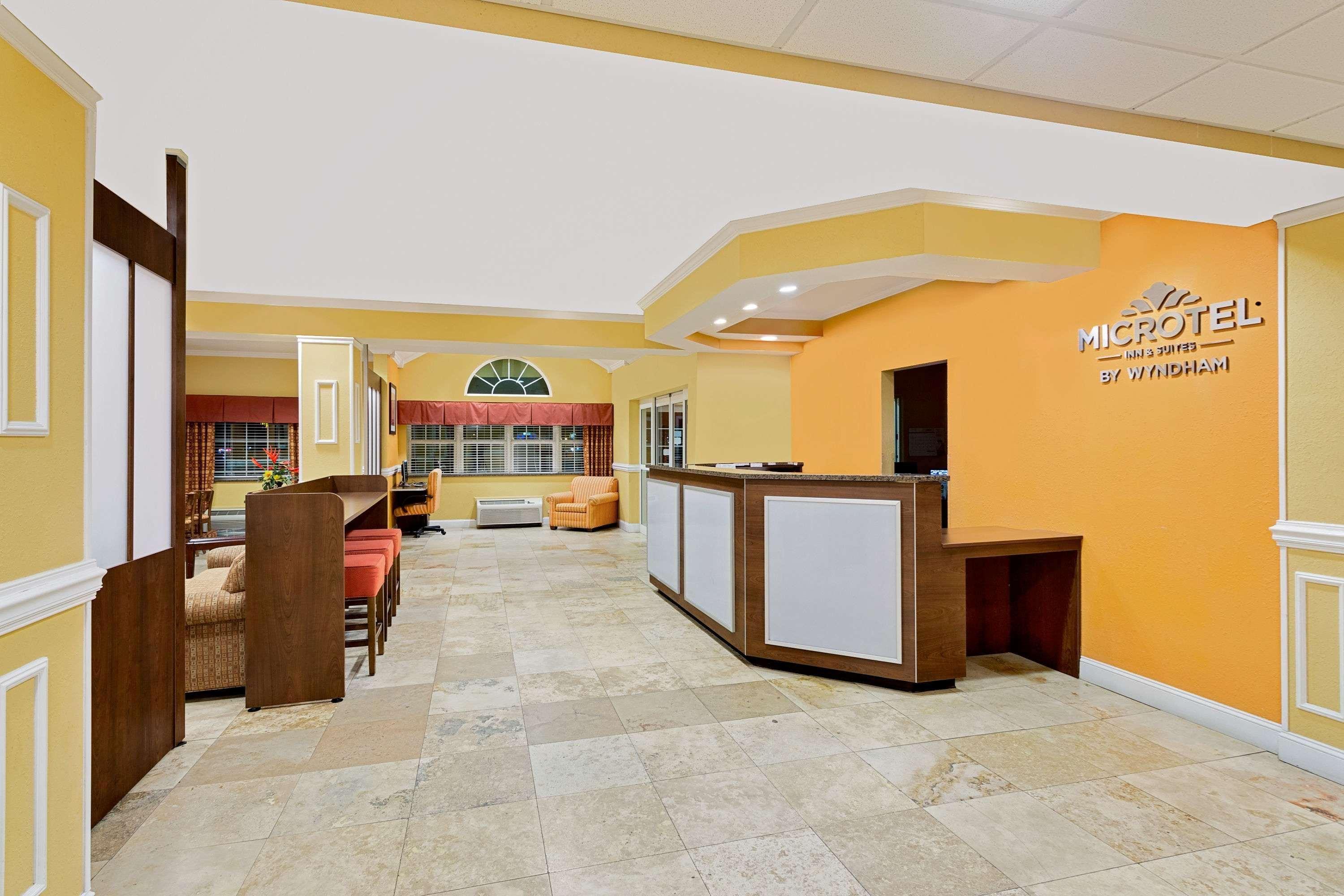 Microtel Inn & Suites By Wyndham Princeton Exteriér fotografie